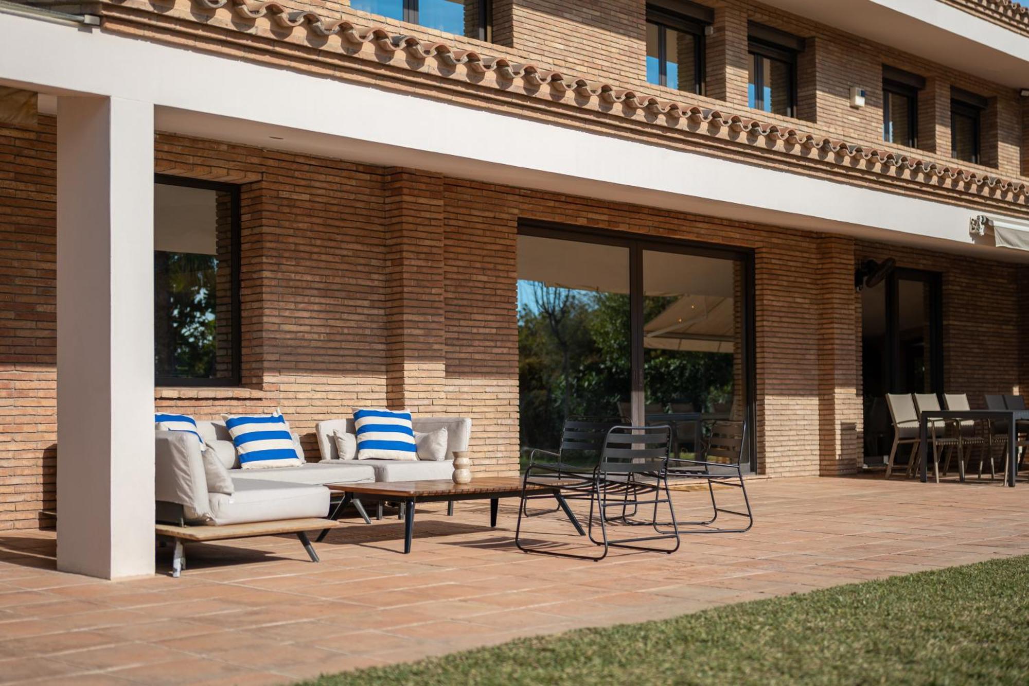 Gava Beach Villa By Olala Homes Eksteriør bilde